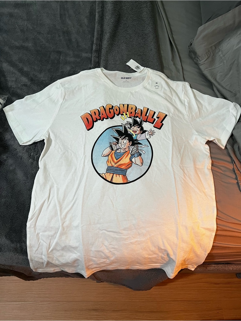 NEW WITH TAGS Old Navy White Dragon Ball Z Adult Medium Graphic Tee